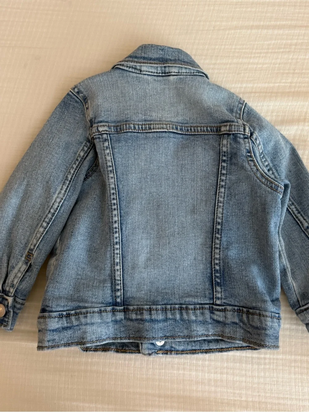 Old Navy Light Wash Denim Jean Jacket for Kids- toddler Boy 18-24 mo- EUC-